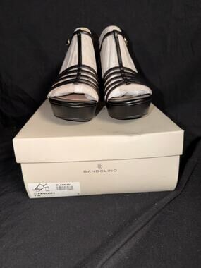 NIB Bandolino Paolar3 Strappy Platform Block Heel Sandals – Black (Size 7 M)